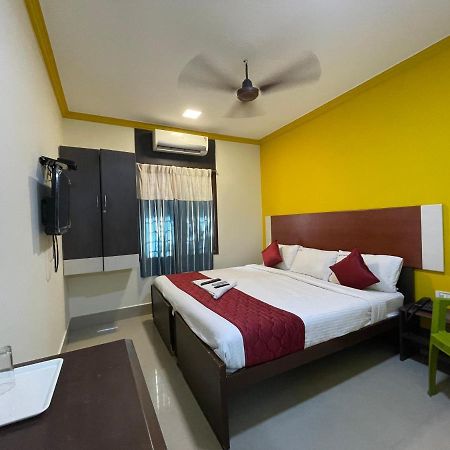 Skyry Hotels Adyar เชนไน ภายนอก รูปภาพ