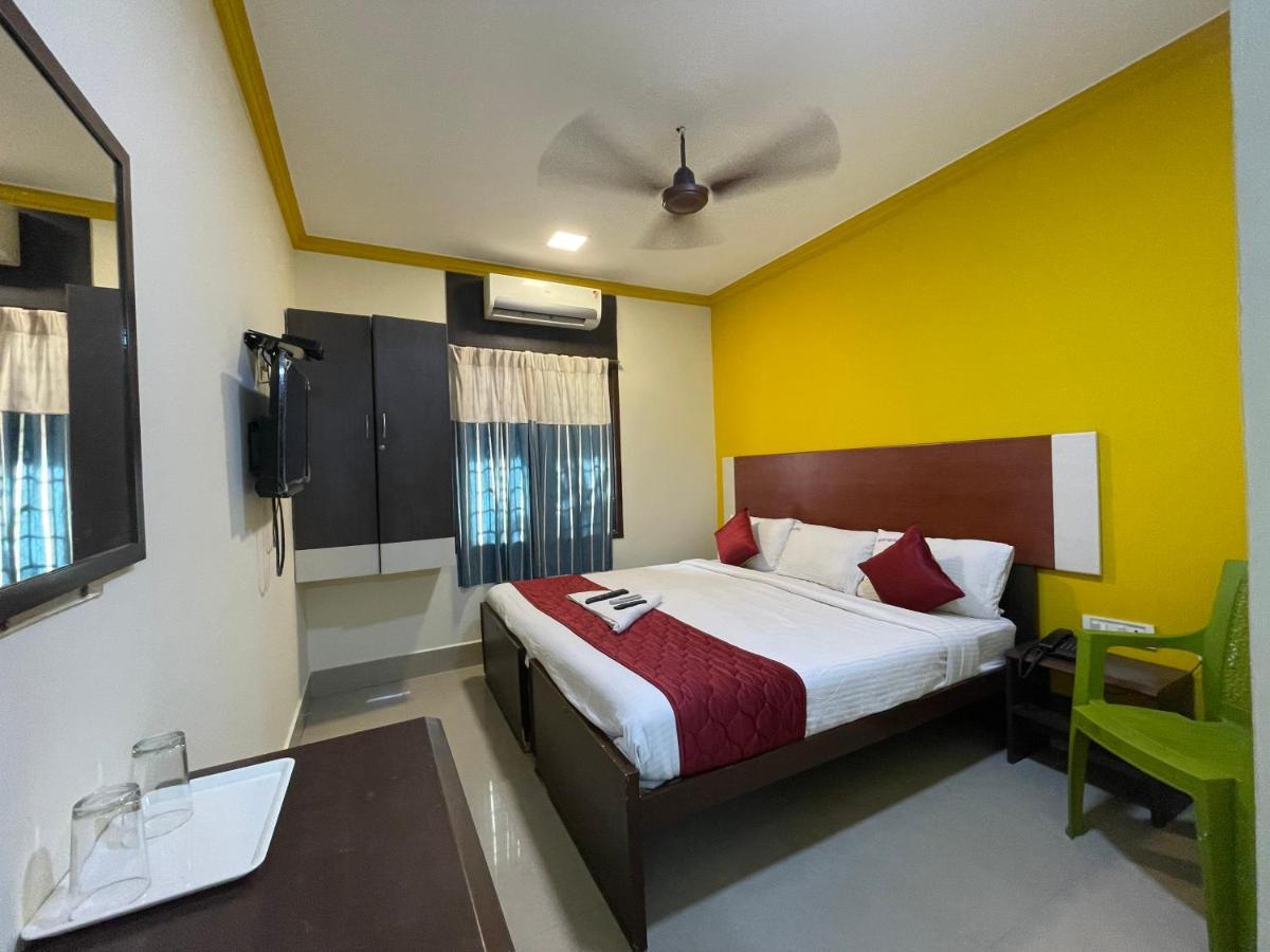 Skyry Hotels Adyar เชนไน ภายนอก รูปภาพ
