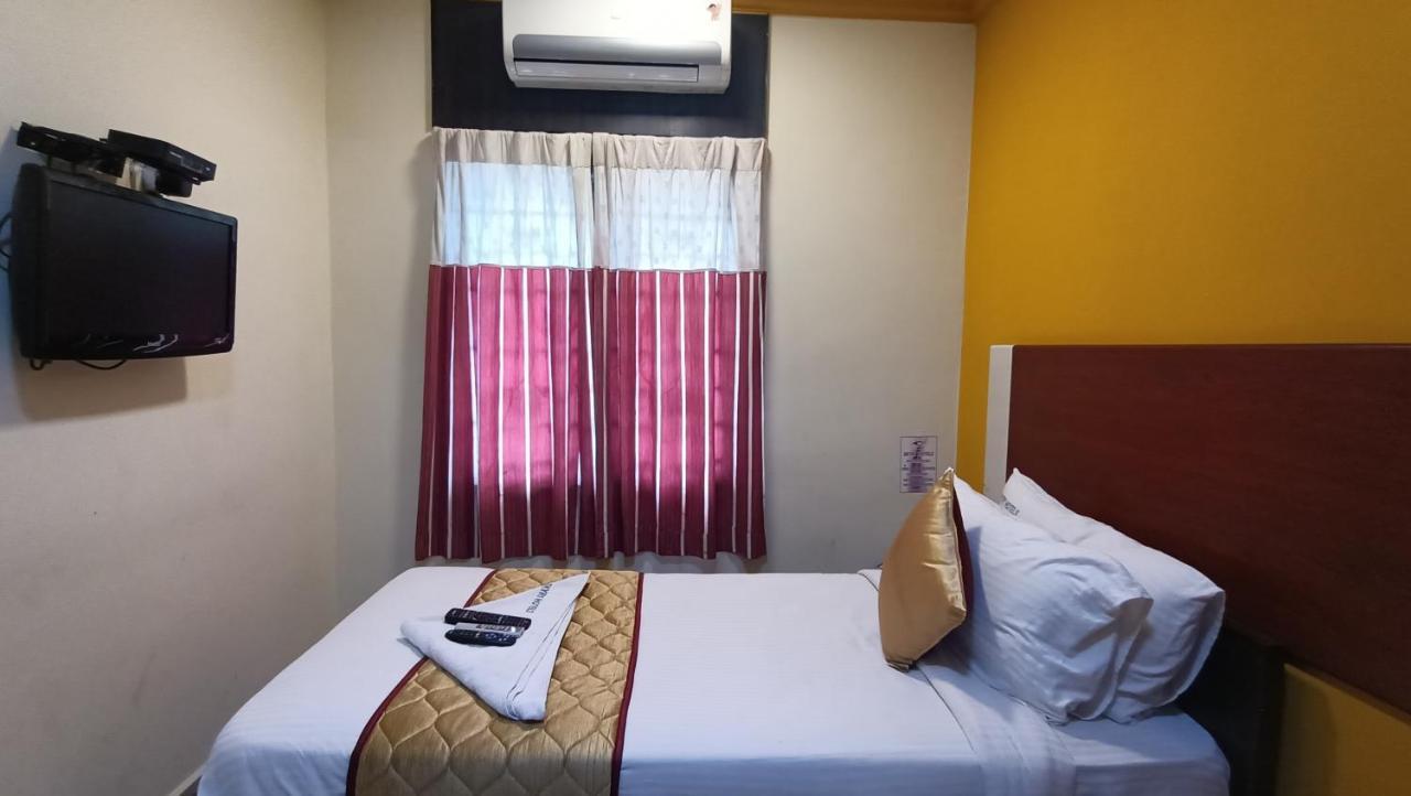 Skyry Hotels Adyar เชนไน ภายนอก รูปภาพ